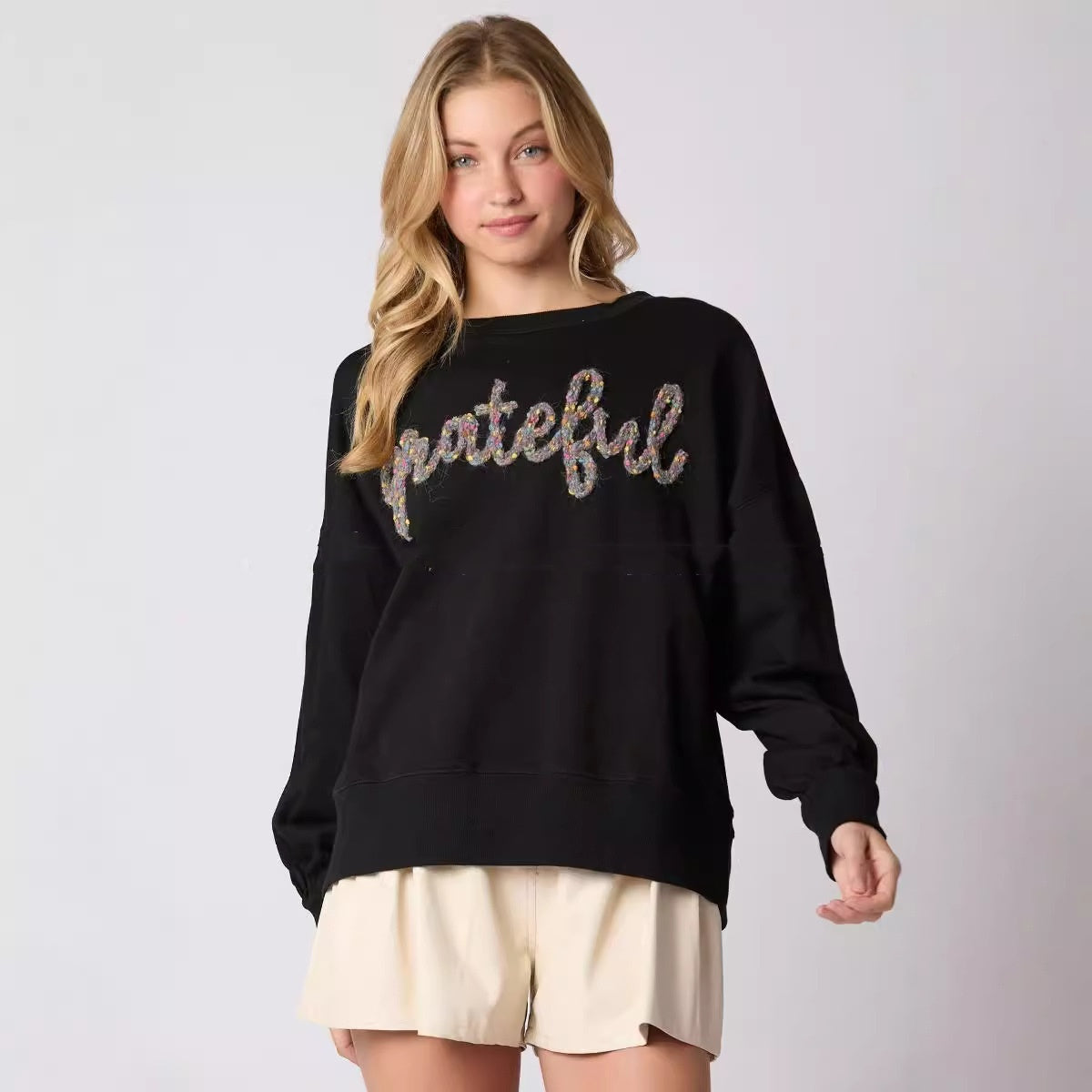 Women's Loose Fitting Sweatshirt